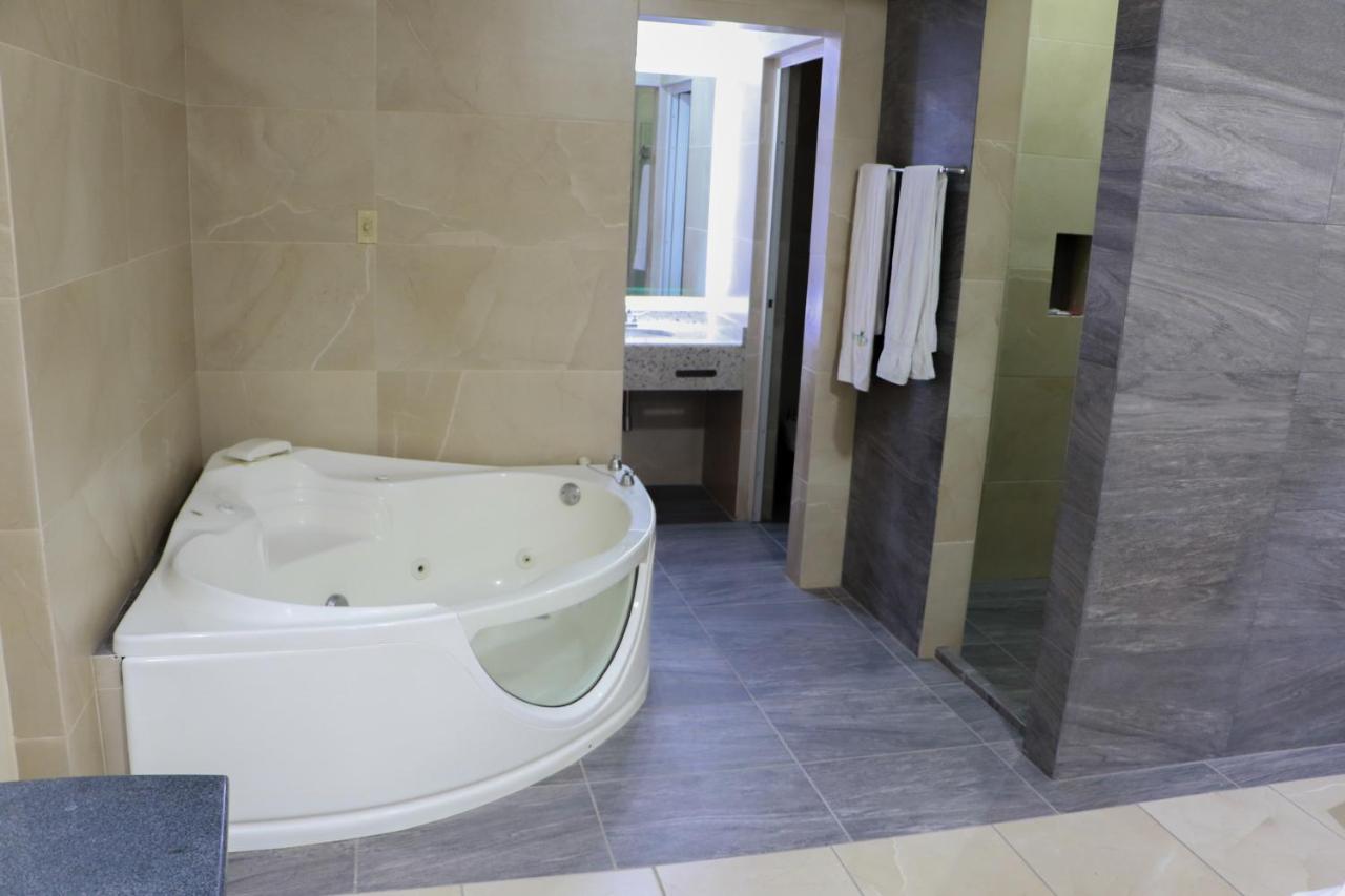 Autohotel Ilussion Córdoba Εξωτερικό φωτογραφία