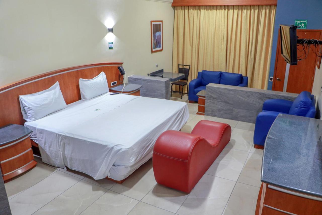 Autohotel Ilussion Córdoba Εξωτερικό φωτογραφία