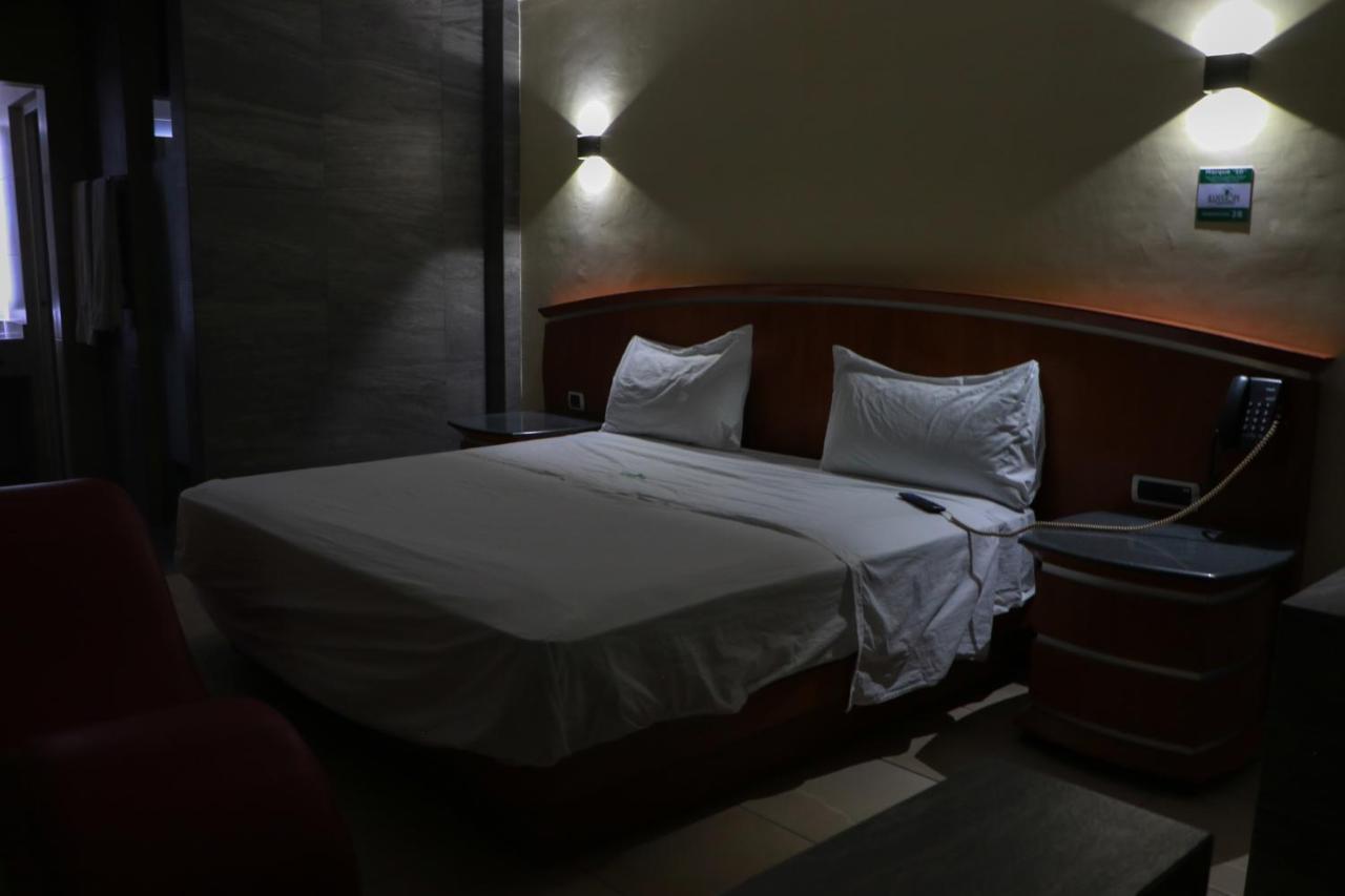 Autohotel Ilussion Córdoba Εξωτερικό φωτογραφία