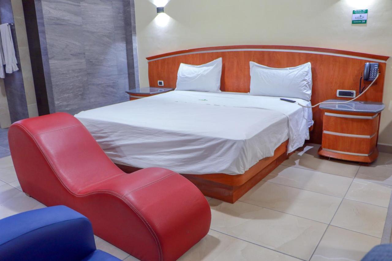 Autohotel Ilussion Córdoba Εξωτερικό φωτογραφία