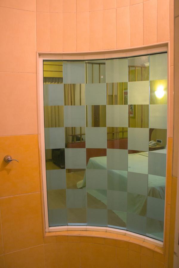 Autohotel Ilussion Córdoba Εξωτερικό φωτογραφία