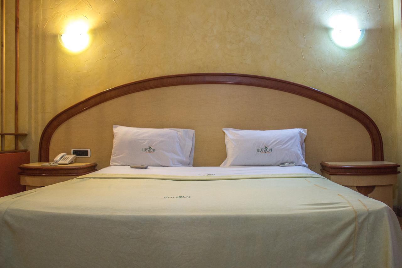 Autohotel Ilussion Córdoba Εξωτερικό φωτογραφία