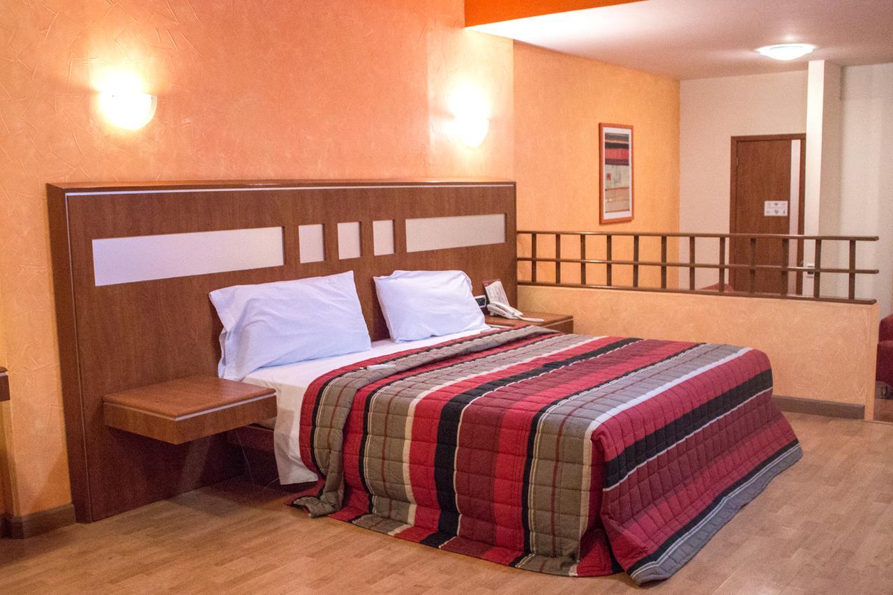 Autohotel Ilussion Córdoba Εξωτερικό φωτογραφία